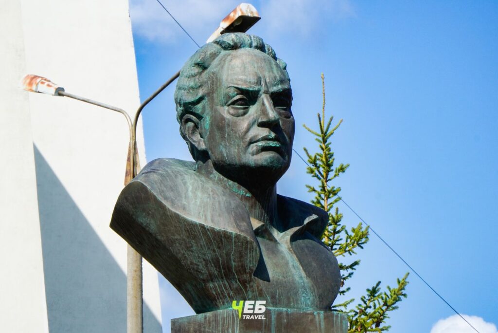Бюст Петра Хузангая
