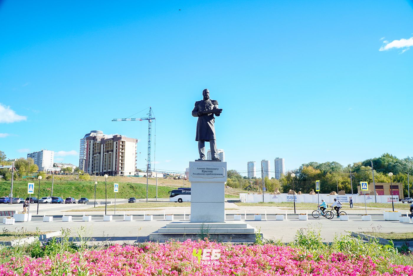Памятник Алексею Крылову