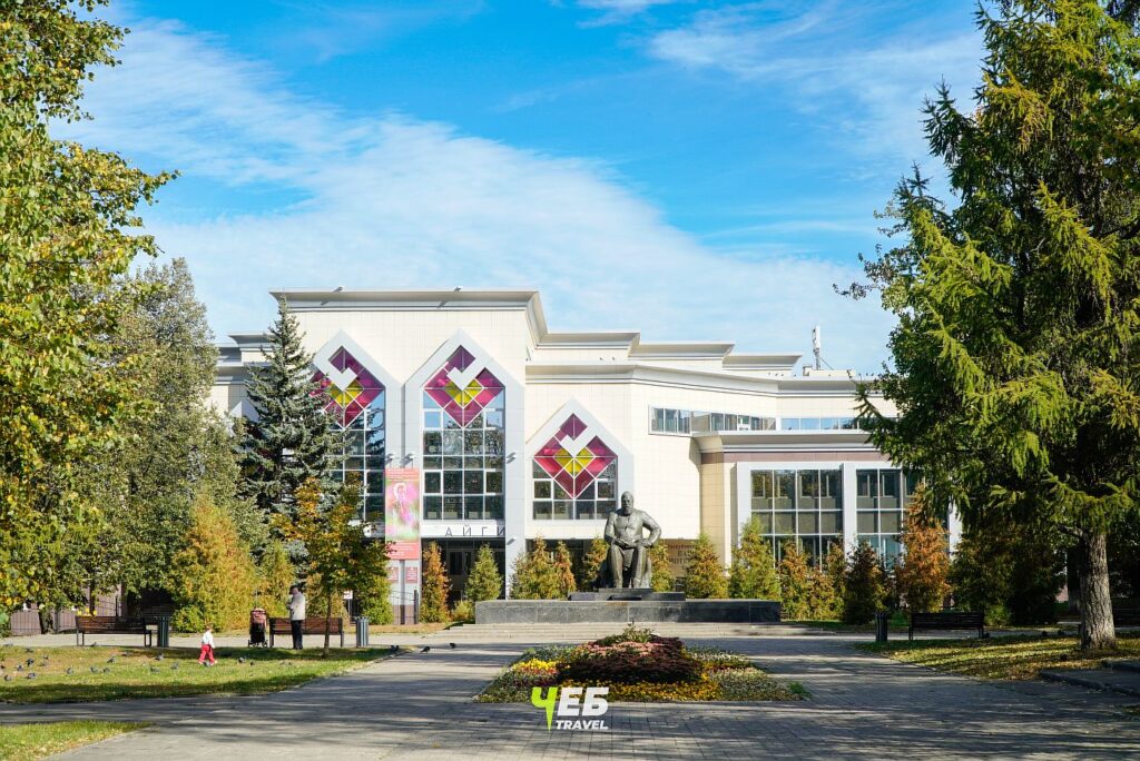 Памятник Ивану Яковлеву