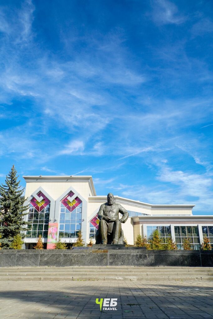 Памятник Ивану Яковлеву