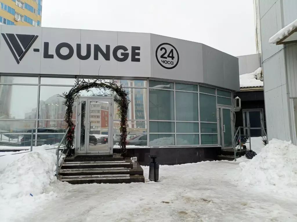 Бар «V-lounge», вид снаружи