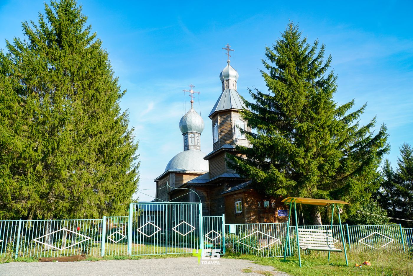 храм
