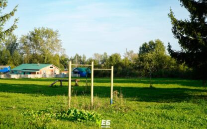 спортивная площадка
