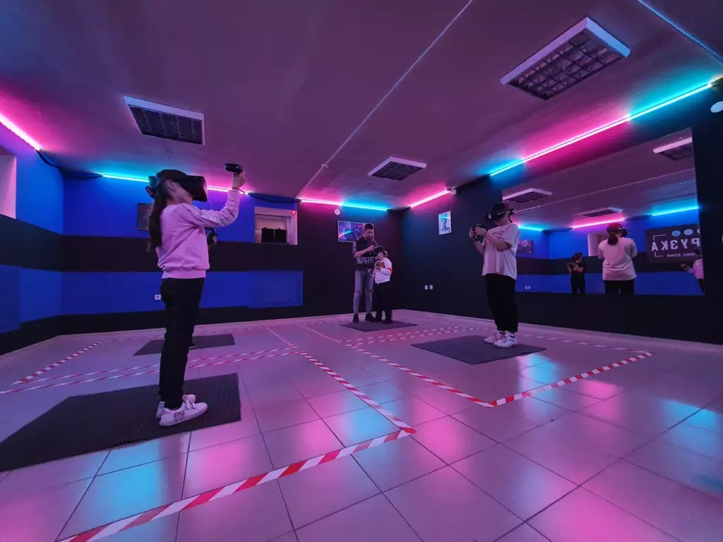Загрузка VR Gaming Zone