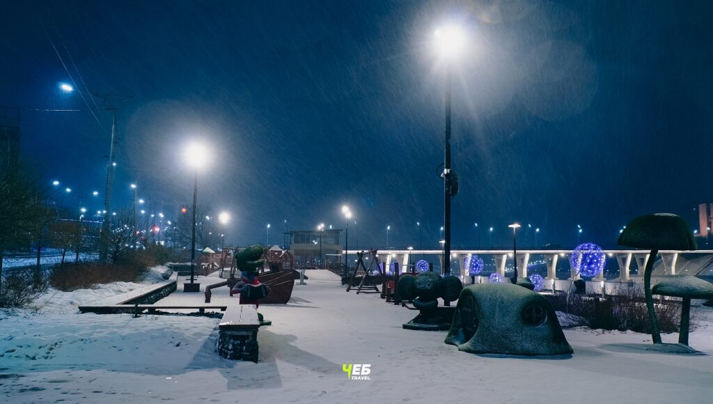 Красная площадь зимой ночью 